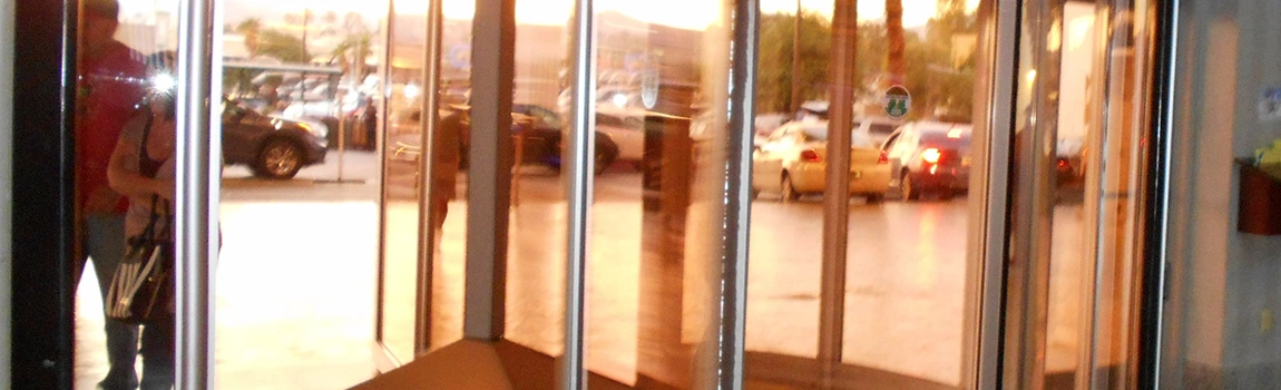 Storefront Glass Repair Cost in Palm Harbor, FL